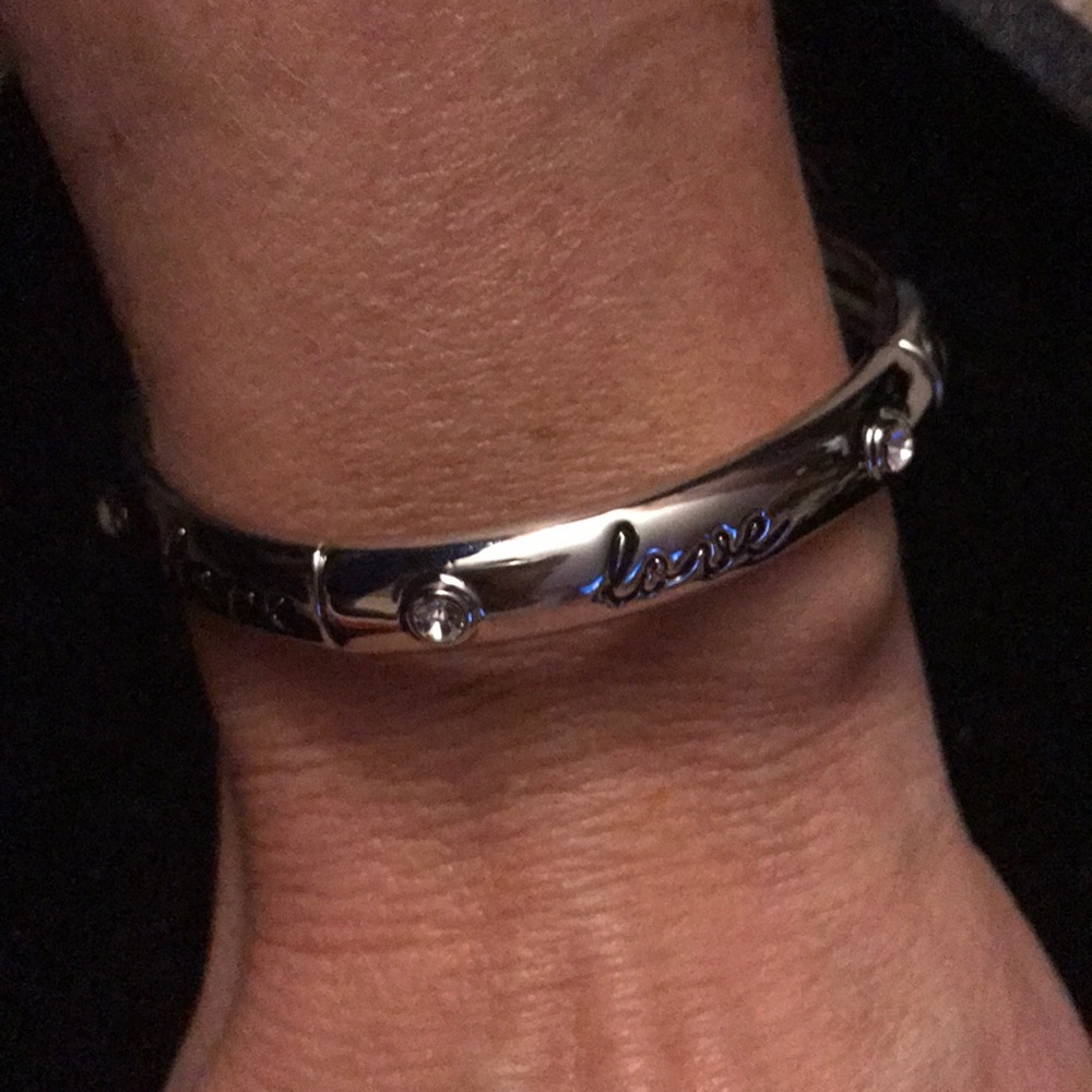 Lia Sophia silver stretch bracelet NWT